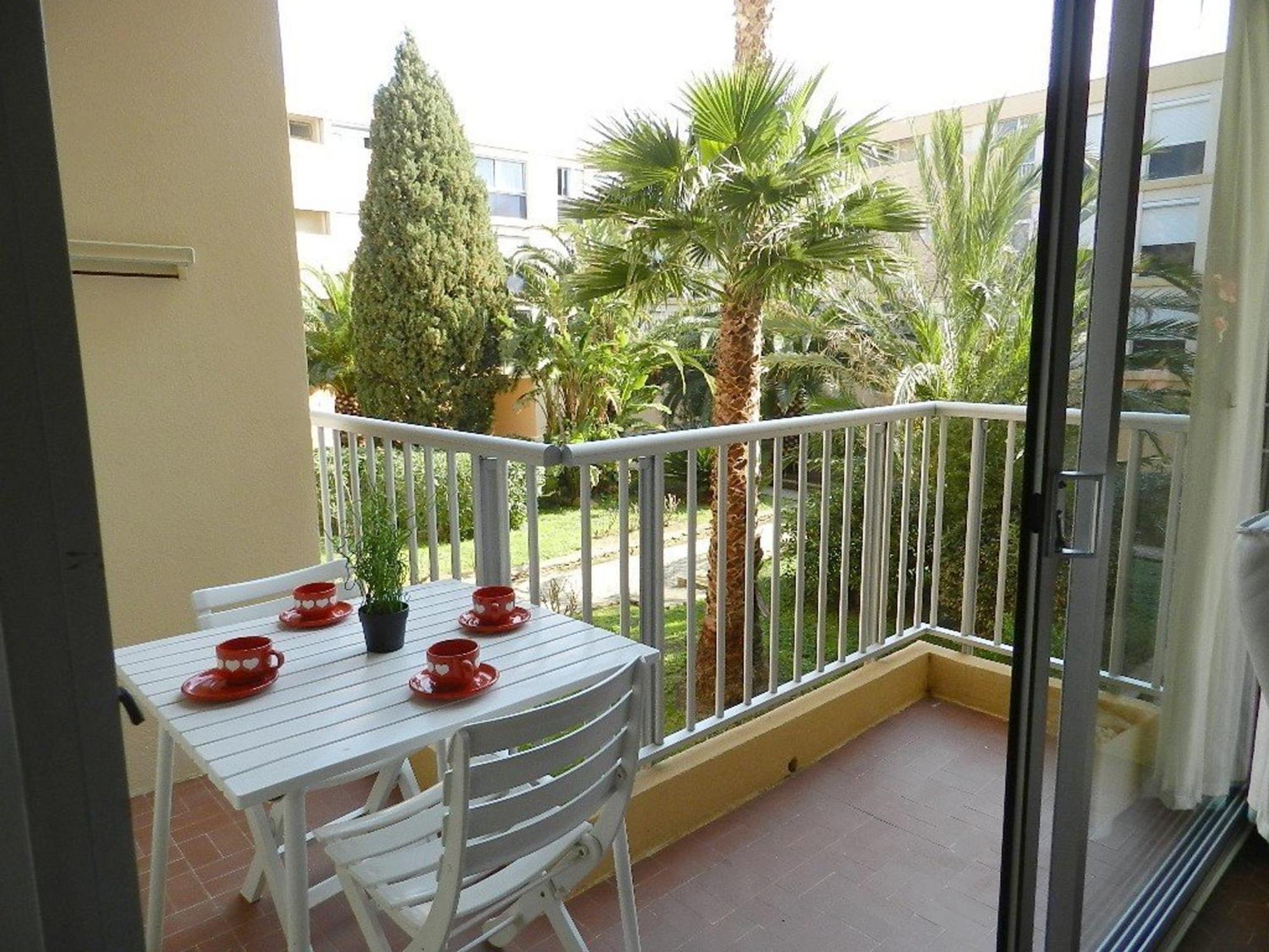 Avec Piscine Et Tennis, 2 Ch, Terrasse, Parking, Wifi - Proche Plage, - Fr-1-251-794 Le Lavandou